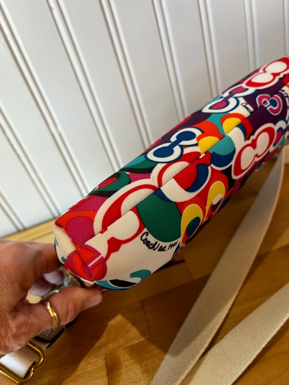 Coach Poppy Pop C Graffiti Metallic Gold Patchwork Swingback - Picture 6 of 15